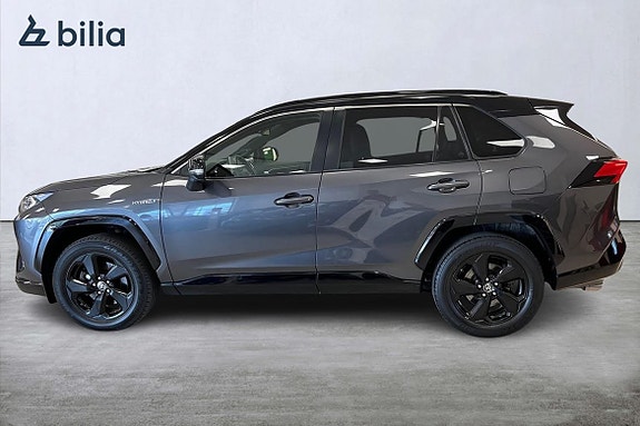 Toyota RAV4 3 of 28