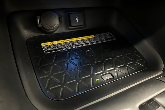 Toyota RAV4 26 of 28