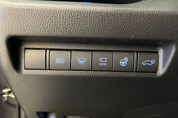 Toyota RAV4 25 of 28