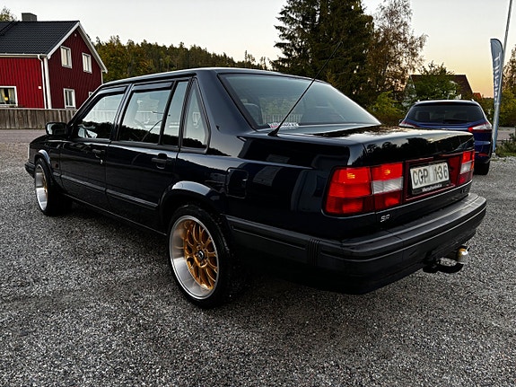 Volvo 940 2 of 10