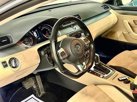 Volkswagen CC 10 of 19