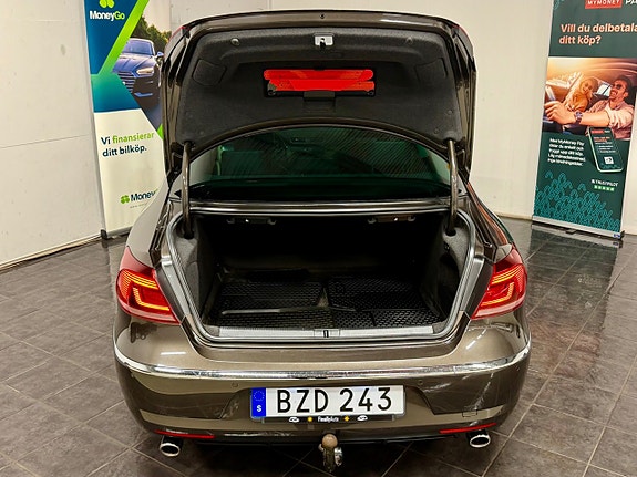 Volkswagen CC 15 of 19