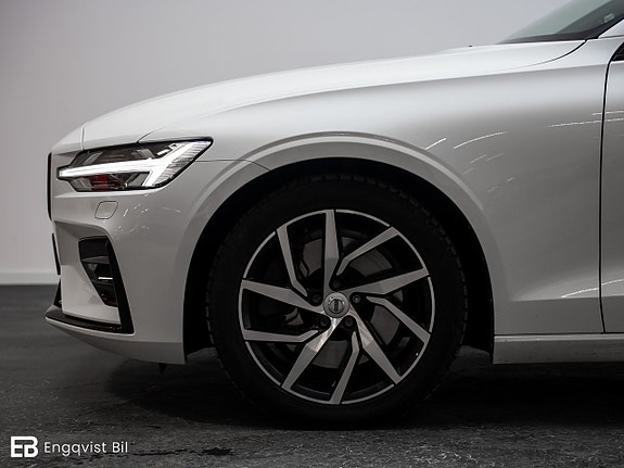Volvo V60 6 of 30