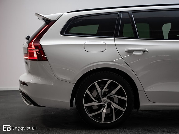 Volvo V60 13 of 30