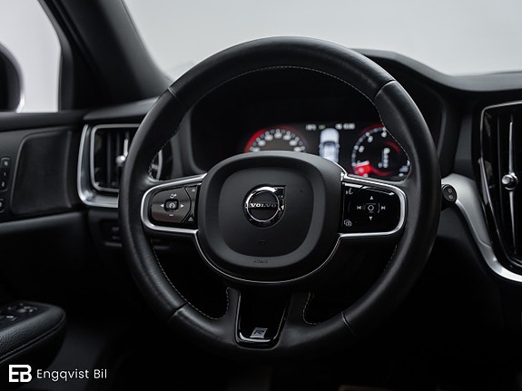 Volvo V60 21 of 30