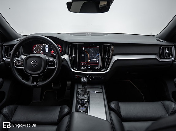 Volvo V60 22 of 30