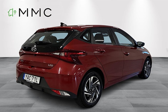 Hyundai i20 2 of 14
