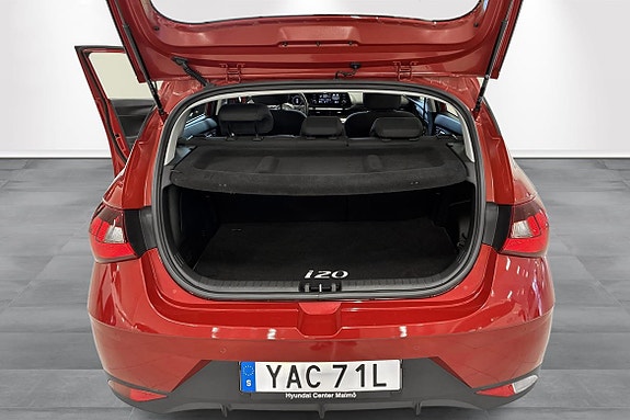 Hyundai i20 8 of 14