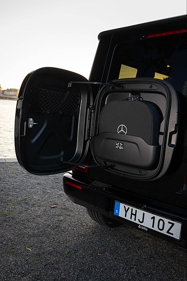 Mercedes-Benz G580 7 of 8