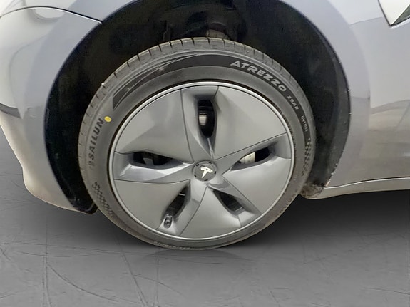 Tesla Model 3 30 of 30