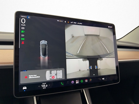 Tesla Model 3 18 of 30