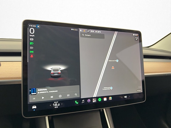 Tesla Model 3 19 of 30