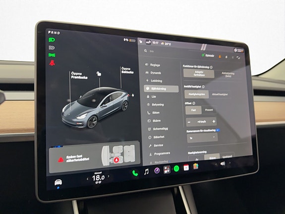 Tesla Model 3 22 of 30