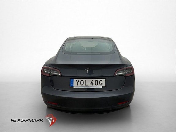 Tesla Model 3 8 of 30