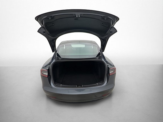 Tesla Model 3 28 of 30