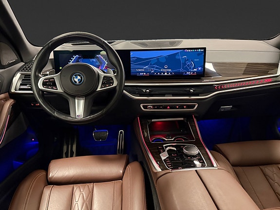 BMW X5 13 of 19