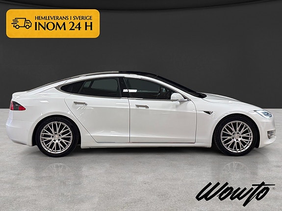 Tesla Model S 3 of 19