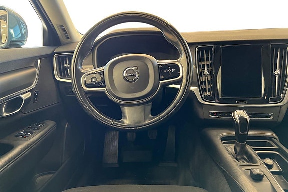 Volvo V90 11 of 22
