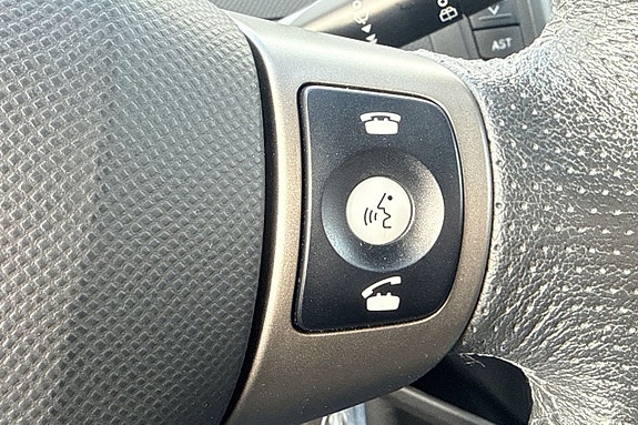 Toyota Yaris 17 of 21