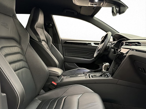 Volkswagen Arteon 28 of 30