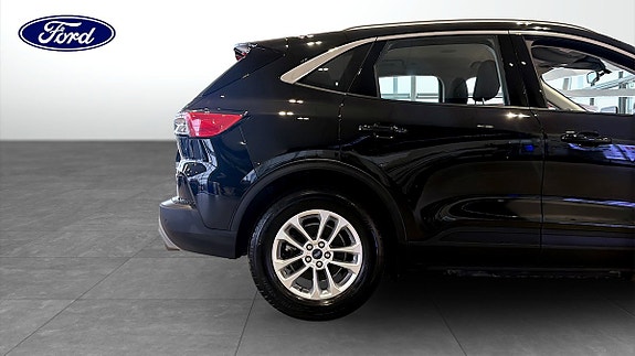 Ford Kuga 9 of 9