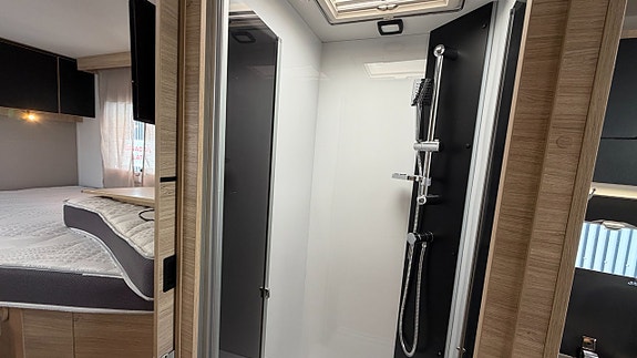CHALLENGER 337 Etape Edition, Face to face, Lithium, Maxxfan, TV 14 of 22