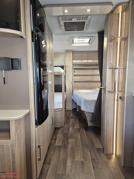 Kabe CLASSIC 560 GLE BK KS 3 of 21