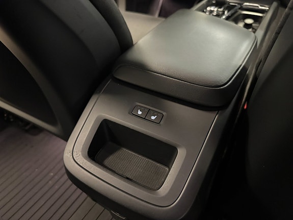 Volvo V60 Cross Country 19 of 22