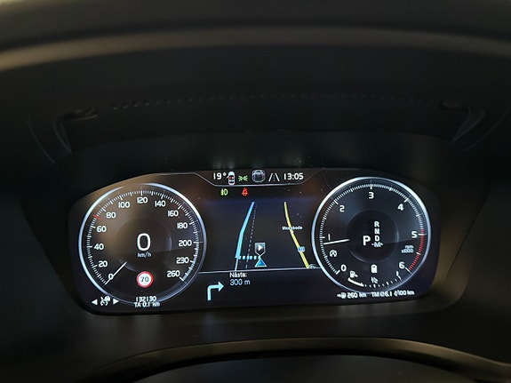 Volvo V60 Cross Country 13 of 22