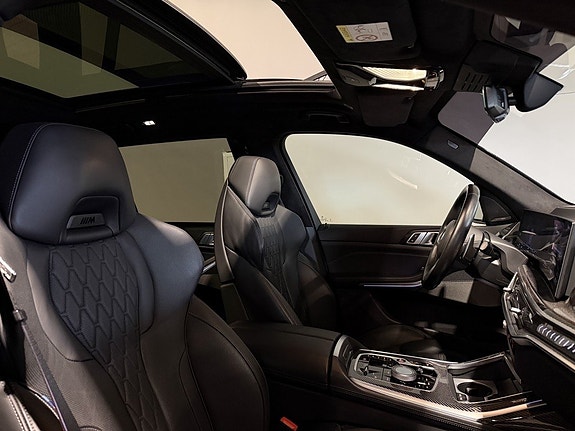 BMW X7 24 of 30