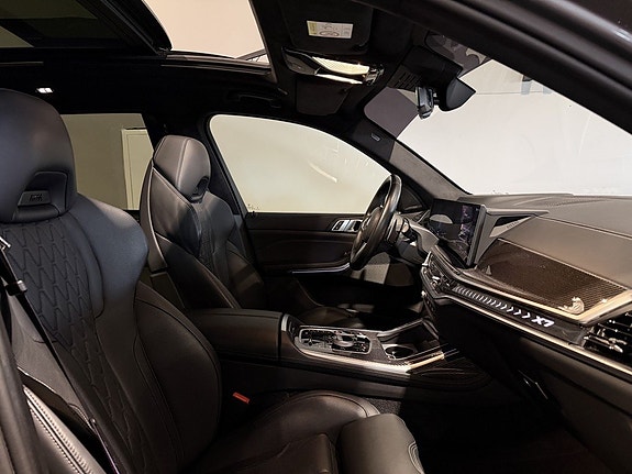 BMW X7 23 of 30