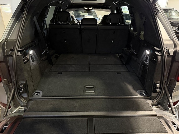 BMW X7 26 of 30
