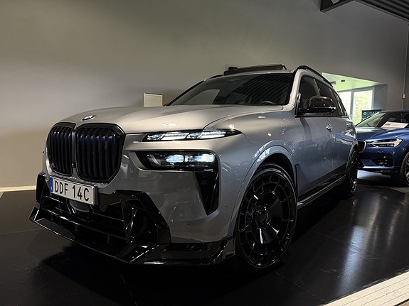 BMW X7 9 of 30