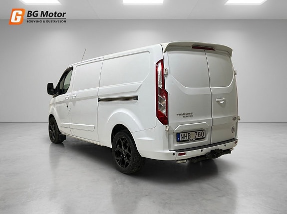 Ford Transit Custom 7 of 18