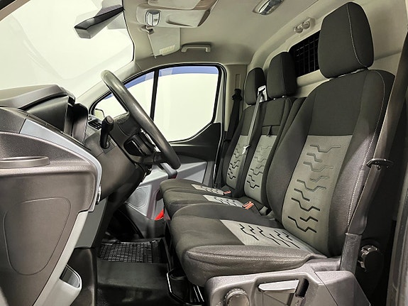 Ford Transit Custom 9 of 18