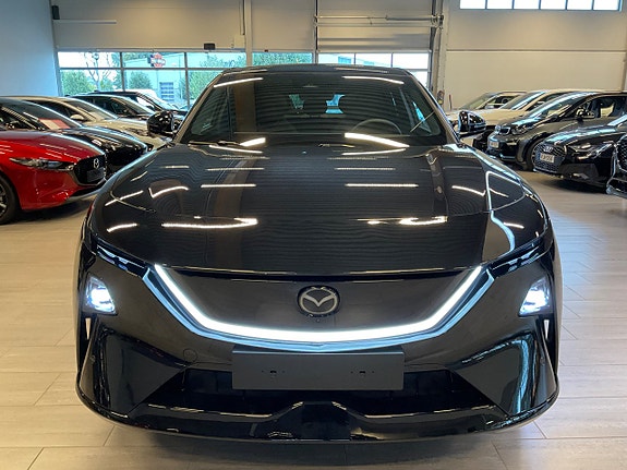 Mazda CX-6e 2 of 15