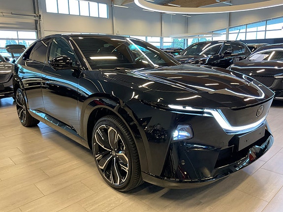 Mazda CX-6e 3 of 15