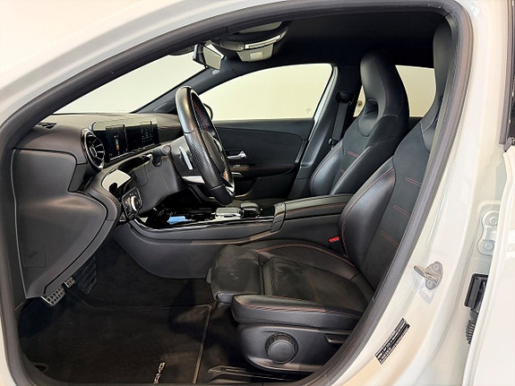 Mercedes-Benz A180 8 of 17