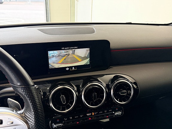 Mercedes-Benz A180 15 of 17
