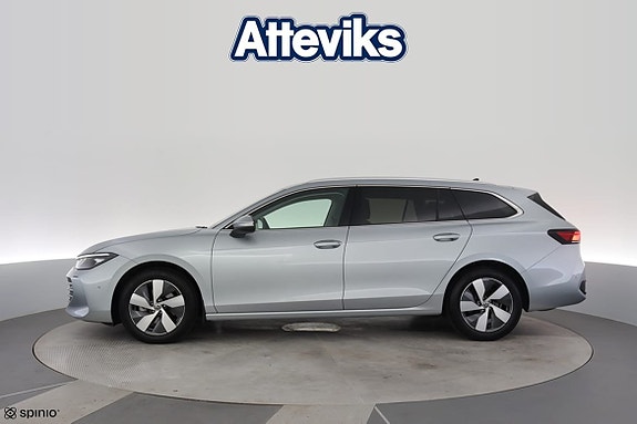 Volkswagen Passat 6 of 21