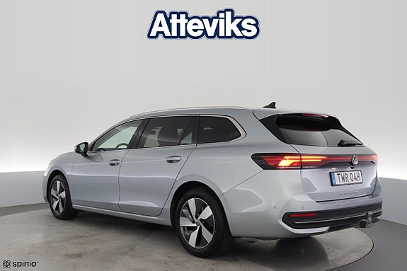 Volkswagen Passat 5 of 21
