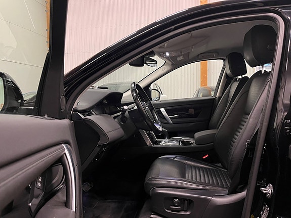Land Rover Discovery Sport 15 of 20