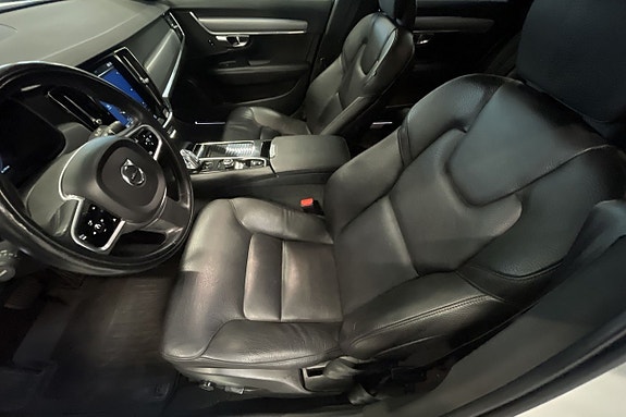 Volvo V90 7 of 18