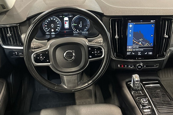 Volvo V90 12 of 18