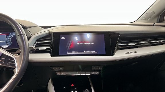 Audi Q4 e-tron 9 of 12