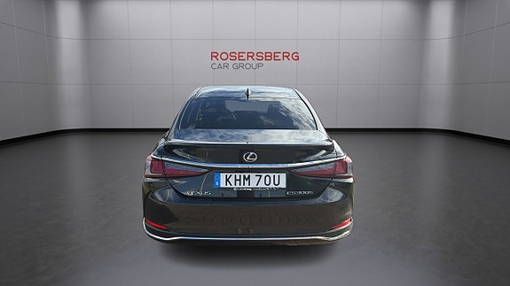 Lexus ES300h 4 of 16