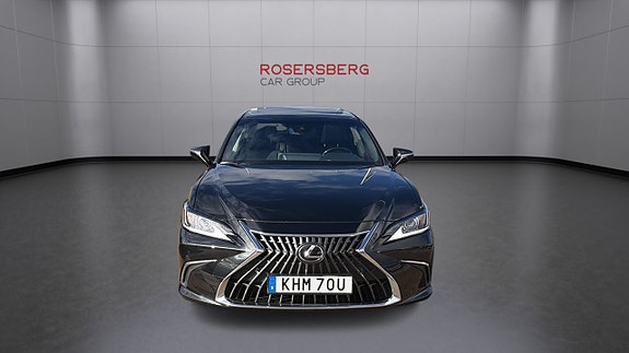 Lexus ES300h 7 of 16