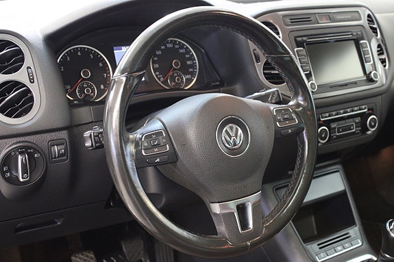 Volkswagen Tiguan 9 of 17