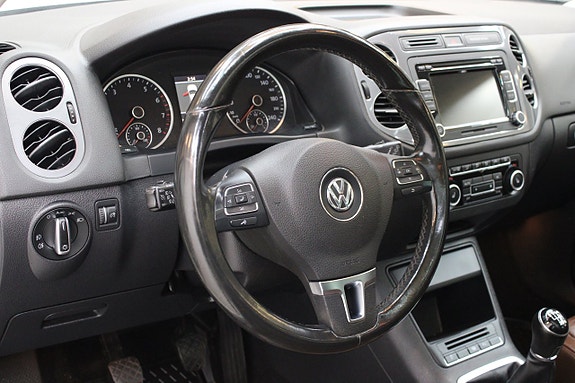 Volkswagen Tiguan 12 of 13