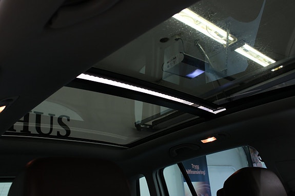 Volkswagen Tiguan 16 of 17